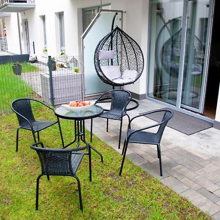 Apartament Ikar - 2 Pokojowy Przy Morzu Z Wlasnym Ogrodkiem Поберово Екстериор снимка