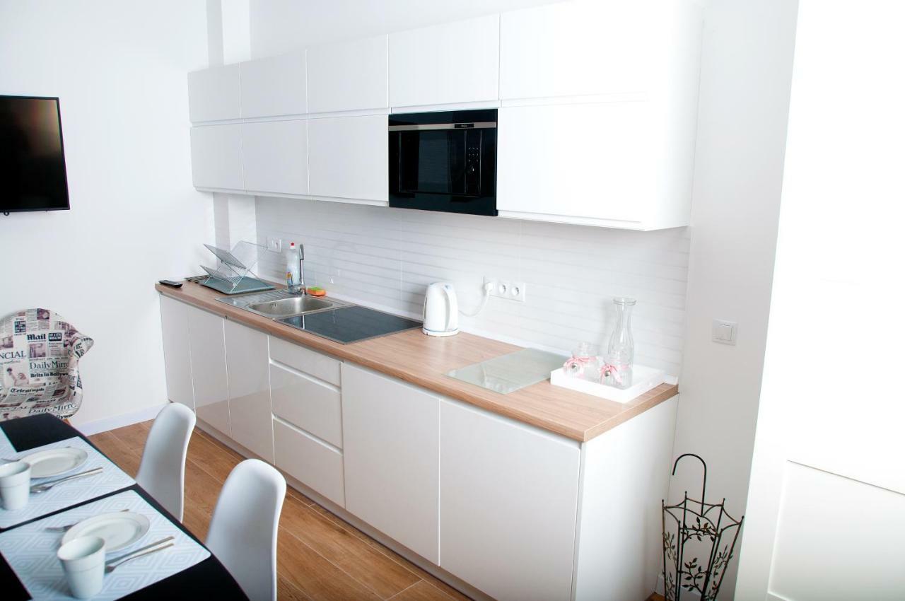 Apartament Ikar - 2 Pokojowy Przy Morzu Z Wlasnym Ogrodkiem Поберово Екстериор снимка